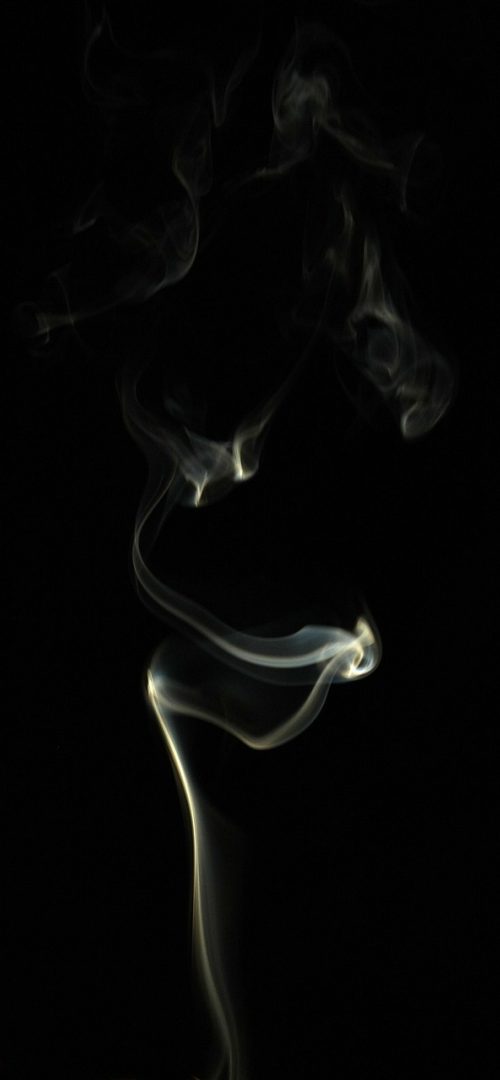 键盘按键测试 App 的多键冲突测试页截图，界面同时高亮三个按键，下方提示组合键无冲突，背景为浅色米白主题